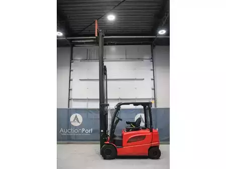 Elektrisk- 4 hjul 2019  Hyster J2.5XN (29)