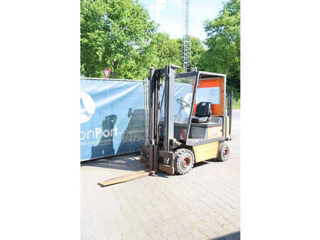 Wózki widłowe diesel - Kalmar CQD 2.0S (8)