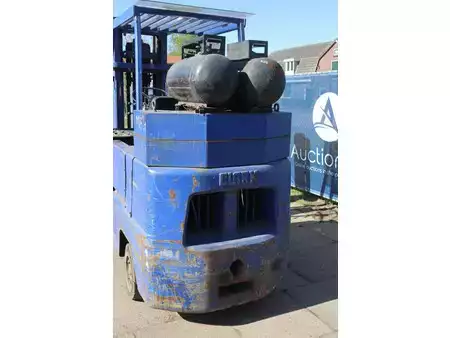 Empilhador a gás - Clark C500-10 (15)
