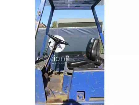 Empilhador a gás - Clark C500-10 (19)