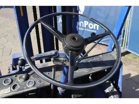 Empilhador a gás - Clark C500-10 (23)