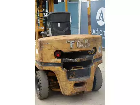 Dízel targoncák - TCM FD25 (16)