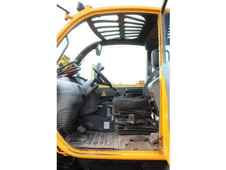 Teleskopstapler-Starr 2008  Manitou MRT 2150 (22)