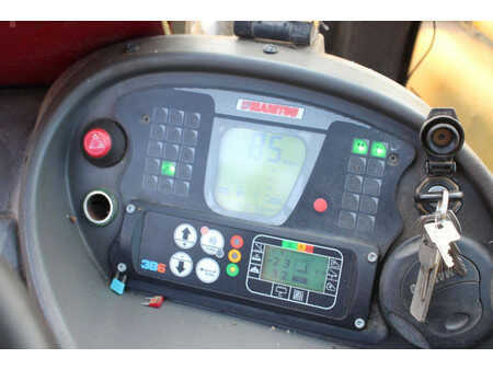 Teleskopstapler-Starr 2008  Manitou MRT 2150 (26)