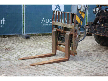 Teleskopstapler-Starr 2008  Manitou MRT 2150 (9)