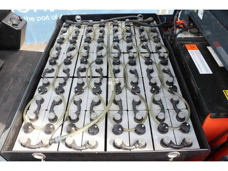 Chariots électriques à 4 roues 2015  Toyota 8FBMKT25 (18)