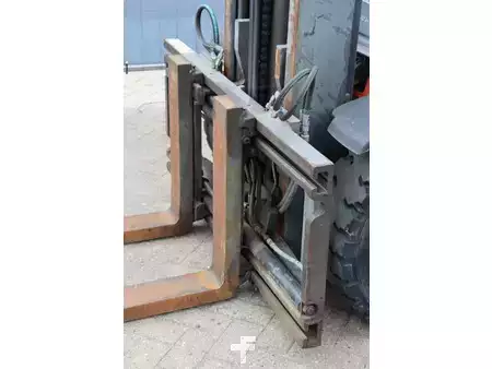 LPG VZV 2005  Linde H35T (12)