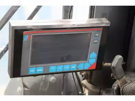 LPG VZV 2005  Linde H35T (38)