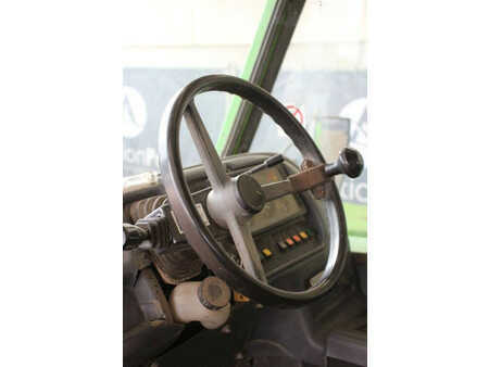 Chariots téléscopiques fixes 1999  Merlo P 28.7-EVT (22)