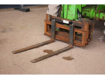 Chariots téléscopiques fixes 1999  Merlo P 28.7-EVT (9)