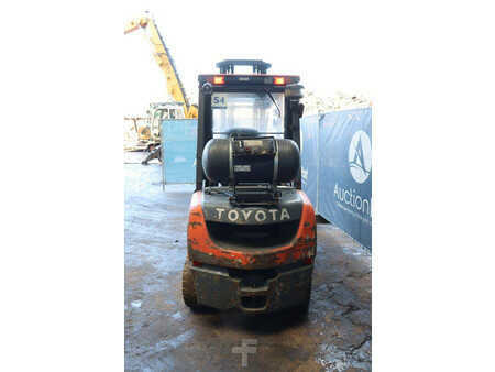 Treibgasstapler 2018  Toyota 02-8FGF30 (5)
