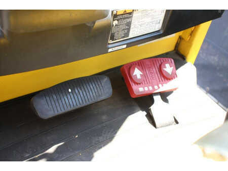 Eléctrico - 4 rodas 2011  Hyster E3.0XN MWB (25)