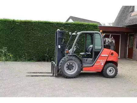 Empilhador diesel 2008  Manitou MH25-4T (1)