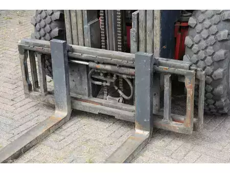 Empilhador diesel 2008  Manitou MH25-4T (11)