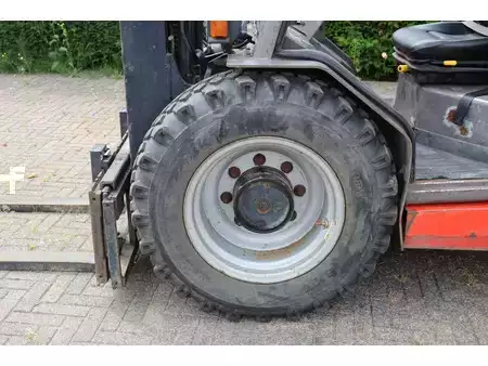 Empilhador diesel 2008  Manitou MH25-4T (13)