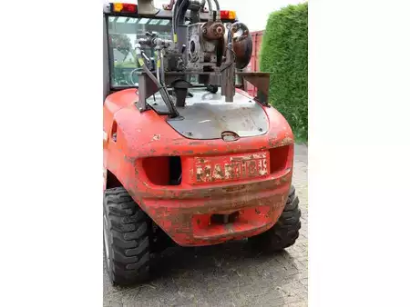 Empilhador diesel 2008  Manitou MH25-4T (16)