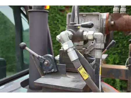 Empilhador diesel 2008  Manitou MH25-4T (19)