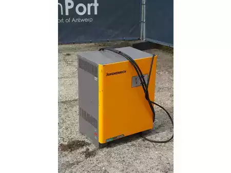 Eléctrica de 4 ruedas 2021  Toyota 8FBE18T (37)