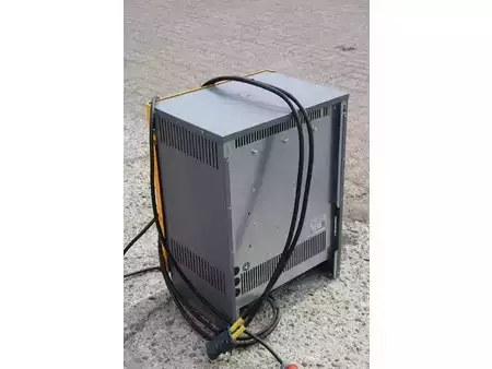 Eléctrica de 4 ruedas 2021  Toyota 8FBE18T (38)