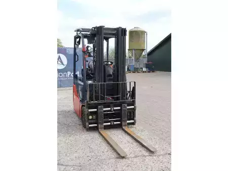 Eléctrica de 4 ruedas 2021  Toyota 8FBE18T (7)