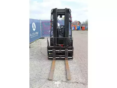 Eléctrica de 4 ruedas 2021  Toyota 8FBE18T (8)