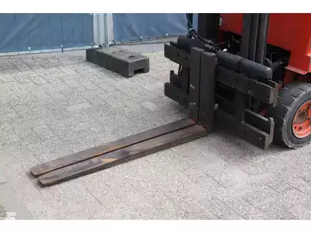 4-wiel elektrische heftrucks 1988  Linde E16P (10)