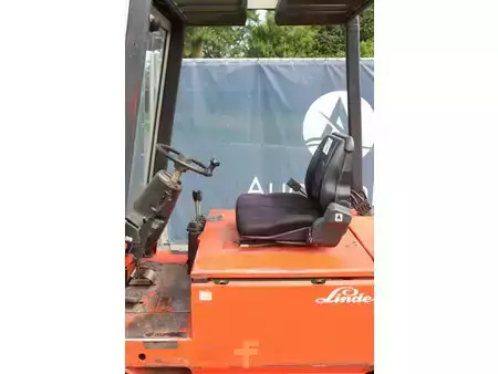4-wiel elektrische heftrucks 1988  Linde E16P (19)