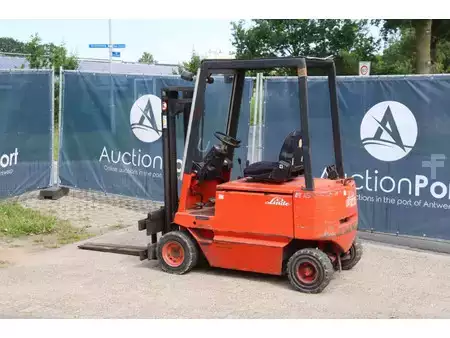 4-wiel elektrische heftrucks 1988  Linde E16P (3)