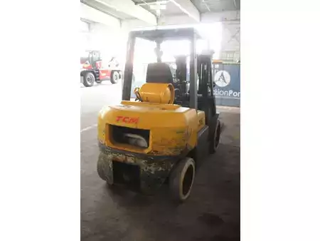 Treibgasstapler 2012  TCM FG35T9 (5)