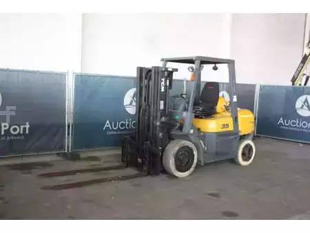 Treibgasstapler 2012  TCM FG35T9 (8)
