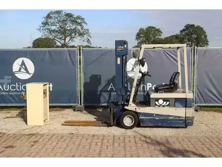 El truck - 4 hjulet - Komatsu FB18M-2 (2)