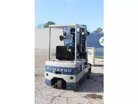 El truck - 4 hjulet - Komatsu FB18M-2 (6)