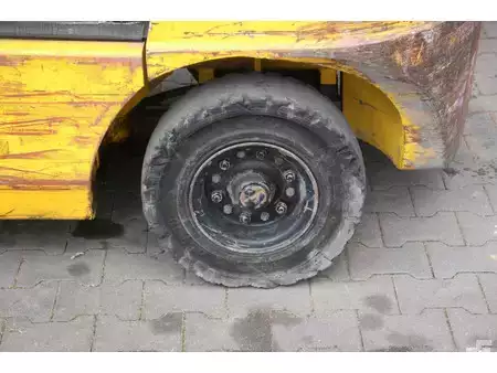 Wózki gazowe 2012  Hyundai 33L-7A (15)