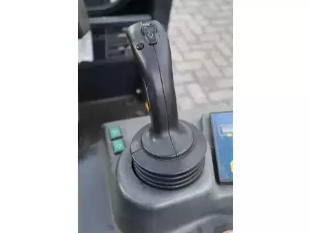 Elektromos 4 kerekű 2007  OM PImespo XE 15 3 (21)