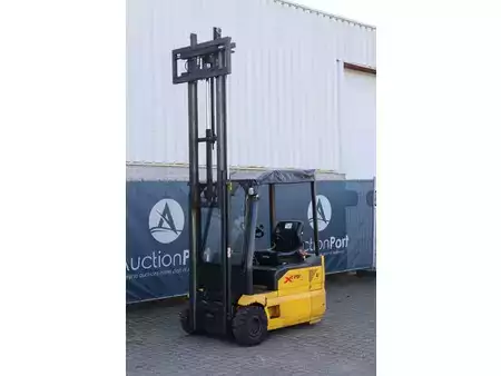 Elektromos 4 kerekű 2007  OM PImespo XE 15 3 (26)