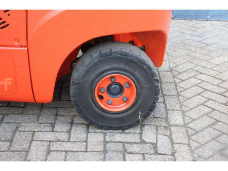 Dieselstapler 2015  Linde H30D-02 (17)