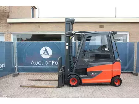 Carrelli elettrici 4 ruote 2017  Linde E30HL-01/600 (2)