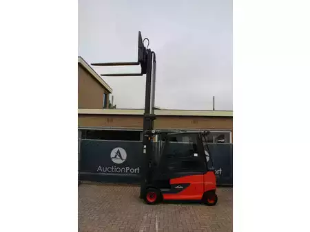 Carrelli elettrici 4 ruote 2017  Linde E30HL-01/600 (31)