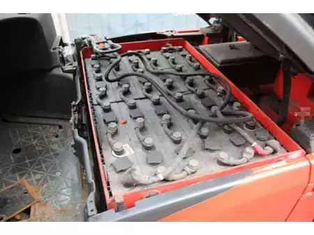 Elektro čtyřkolový VZV 2017  Linde E16C-02 (17)