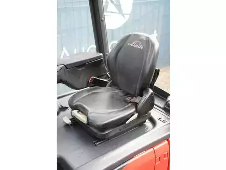 Elektro čtyřkolový VZV 2017  Linde E16C-02 (22)
