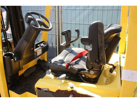 Eléctrico - 4 rodas 2018  Hyster E2.0XN (21)