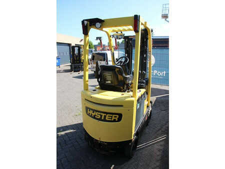 Eléctrico - 4 rodas 2018  Hyster E2.0XN (5)