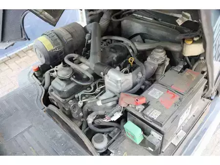 Eléctrica de 4 ruedas - Nissan 30 (17)