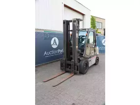 Eléctrica de 4 ruedas - Nissan 30 (9)