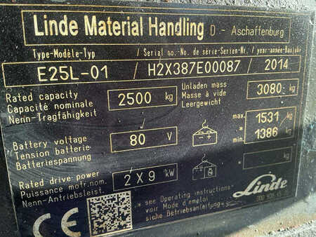 Elektromos 4 kerekű 2014  Linde E25L-01 (16)
