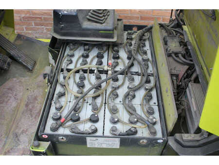 4-wiel elektrische heftrucks 1998  Clark CTM 16S (19)