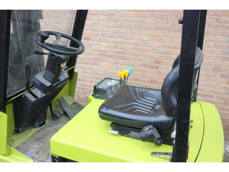4-wiel elektrische heftrucks 1998  Clark CTM 16S (21)