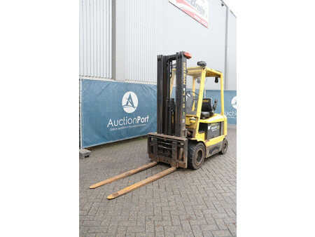 Carrelli elettrici 4 ruote 2001  Hyster J2.50XM (9)