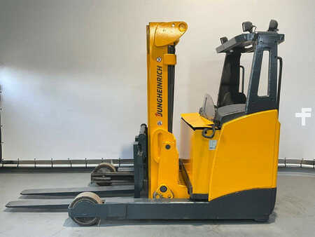 Schubmaststapler 2013  Jungheinrich ETV 320 (2)