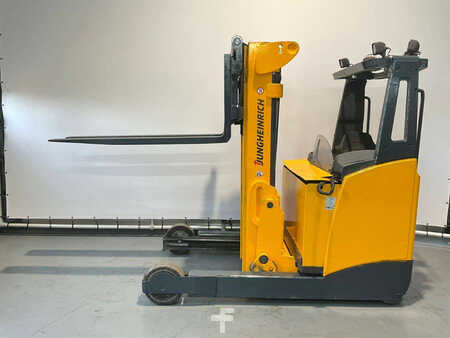 Schubmaststapler 2013  Jungheinrich ETV 320 (4)